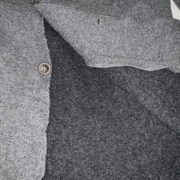 Men's Gray Sweater - Picture 12 of 13